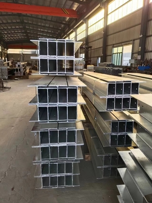 PFC galvanisé 100 X 50 C section métallique en acier