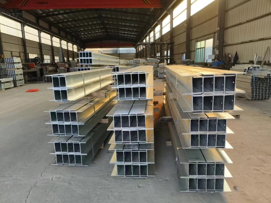 Galvanisation OEM Canaux galvanisés en section C pour l'industrie de la construction