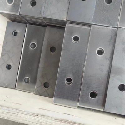 Barre plate en acier à fente personnalisable pour vos besoins spécifiques de construction et industriels
