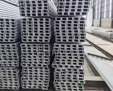 OEM Perçage galvanisé en C avec galvanisation à chaud Longueur 900mm-18000mm
