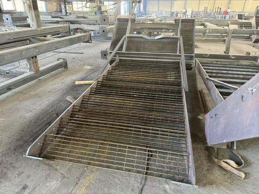 Escaliers en acier recouverts de poudre noire pour usage résidentiel ou commercial